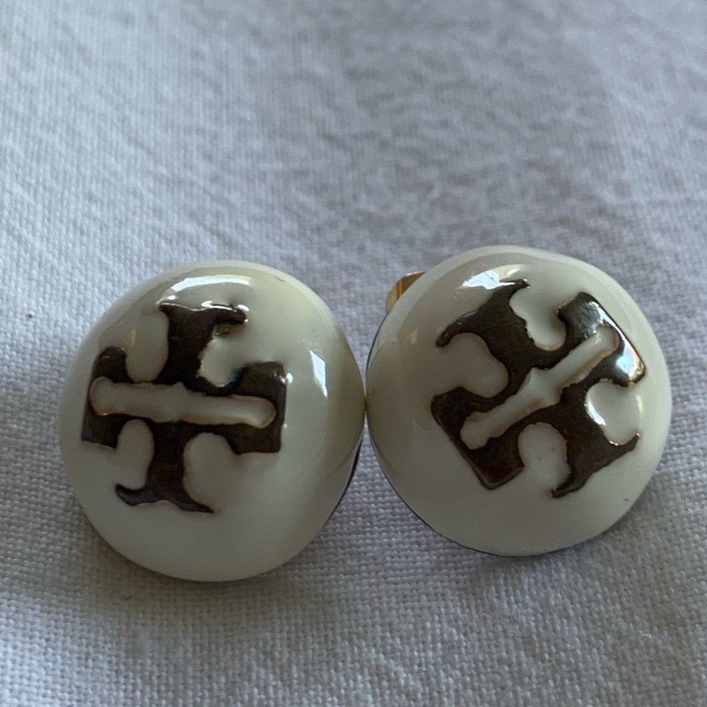 Tory Burch Dome Stud Earrings in Gold/Off White